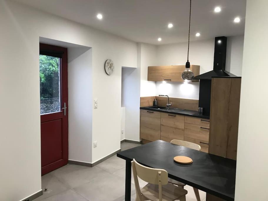 Maison Au Coeur De La Dolce Via Et Via Rhona Beauchastel Ngoại thất bức ảnh